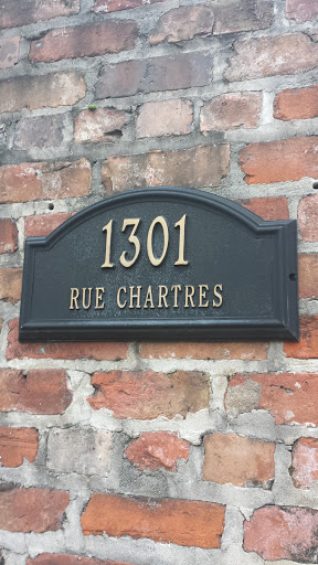 Rue Chartres House