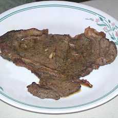Broiled Garlic and Pepper T-Bone, Ala Elswet