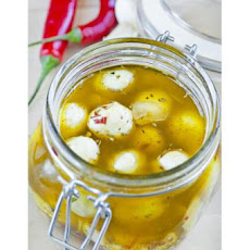 Spicy Marinated Mozzarella Cubes