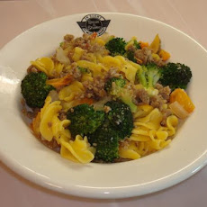 Pasta Primavera With Cherry Tomato Sauce