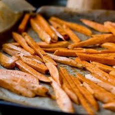 Sweet and Spicy Sweet Potato Fries with Garlic Lime Dipping Sauce