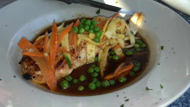 Rosemary chicken entree