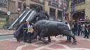 西班牙风情街斗牛雕塑