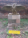 Adler aus Kunststein
