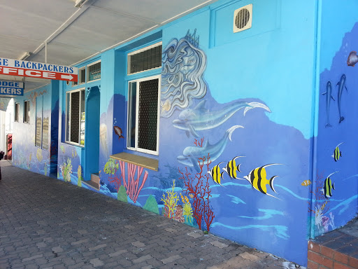 Reef Lodge Backpackers Mural