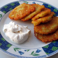 Old-Fashioned Potato Pancakes