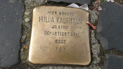 Gedenkstein Hulda Kaufmann 