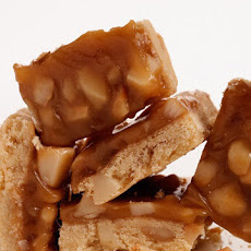 Macadamia-Maple Sticky Bars