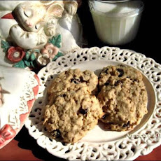 Favorite Oatmeal Raisin Cookies