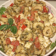 Easy Tortellini Pesto Salad