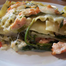Dill-Licious Salmon and Spinach Lasagna: