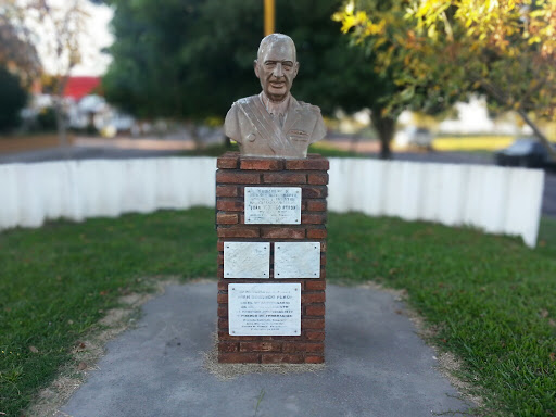 Monumento A J D Peron