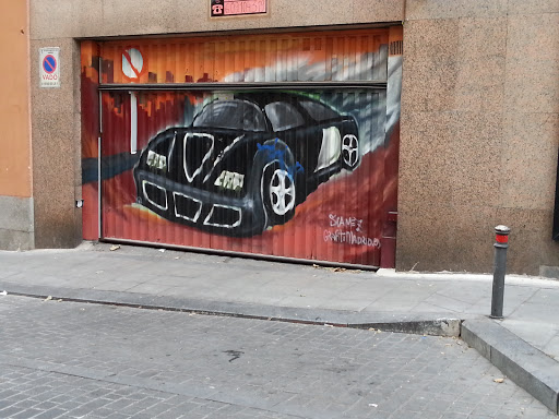Grafiti Black Car