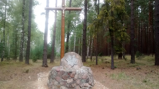 Jeleń Monument