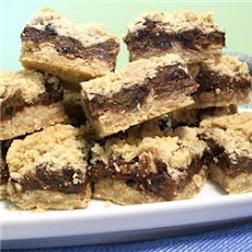 Chocolaty Raisin Oat Bars