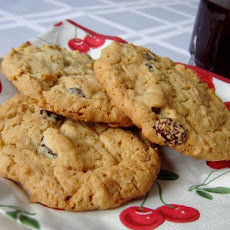Oatmeal Raisin Cookies