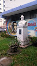 Busto Simom Bolívar INSAJUV