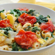 Monterey Jack & Macaroni With Spinach and Roasted Tomato