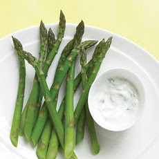 Asparagus with Yogurt Dip