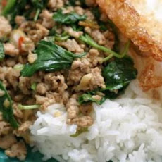 THAI HOLY BASIL CHICKEN: PUD GA-PRAO GAI SAP