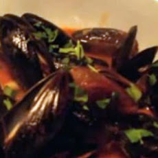 Station Taproom's Thai Curry Mussels