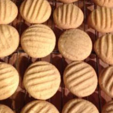 Custard Powder Biscuits (Cookies)