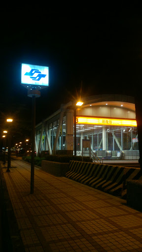 捷運迴龍站 3號出口