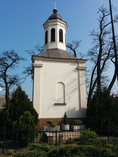 Kapliczka na osiedlu Kuzniczka