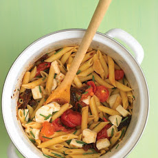 Penne with Two Tomatoes and Mozzarella