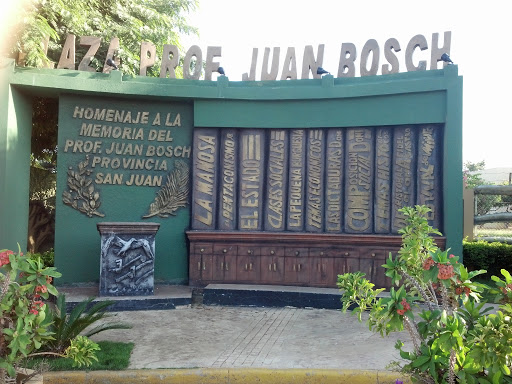 Plaza Prof. Juan Bosch