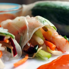 Vietnamese Shrimp Rolls With Sweet Chili Dipping Sauce