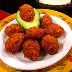 Taco Beef Nuggets With Dipping Sauce