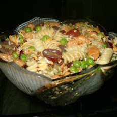 Garlic Pasta Salad With Pecans