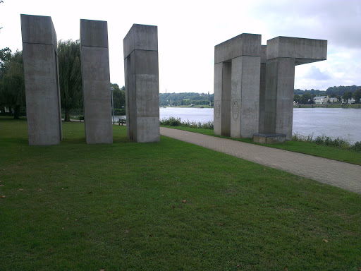 River Crossing Monument