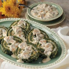 Spinach Spirals with Mushroom Sauce