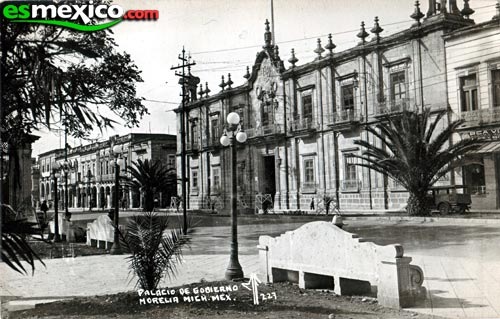 [palacio gobierno[4].jpg]
