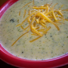 Creamy Broccoli and Cheddar Soup