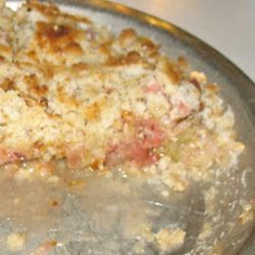 Rhubarb Crumble Pie