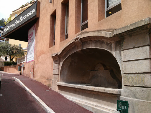 Fontaine Du Theatre De Grasse