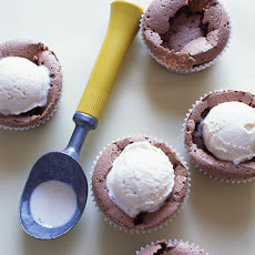 Flourless Chocolate Cupcakes