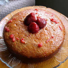 Fresh Strawberry Cake