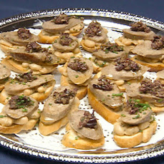 Venison and White Bean Crostini with Black Olive Tapenade