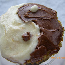 Yin Yang Cupcakes