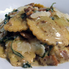 Creamy Spinach, Bacon and Sun-Dried Tomato Sauce for Pasta