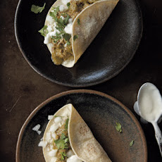 Tacos with Pork in Green Sauce (Tacos de cerdo en salsa verde)
