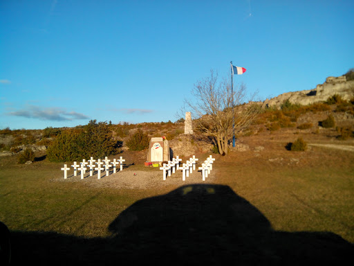 Memorial De La Pezade