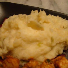 Mash Aloo (Indian Mashed Potatoes)
