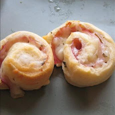 Ham and Swiss Appetizer Wheels