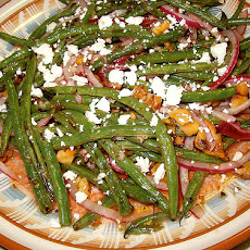 Roasted Green Beans With Red Onion and Walnuts