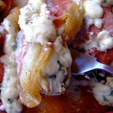 Simple Farmstyle Belgian Endive With Bacon and Blue Cheese